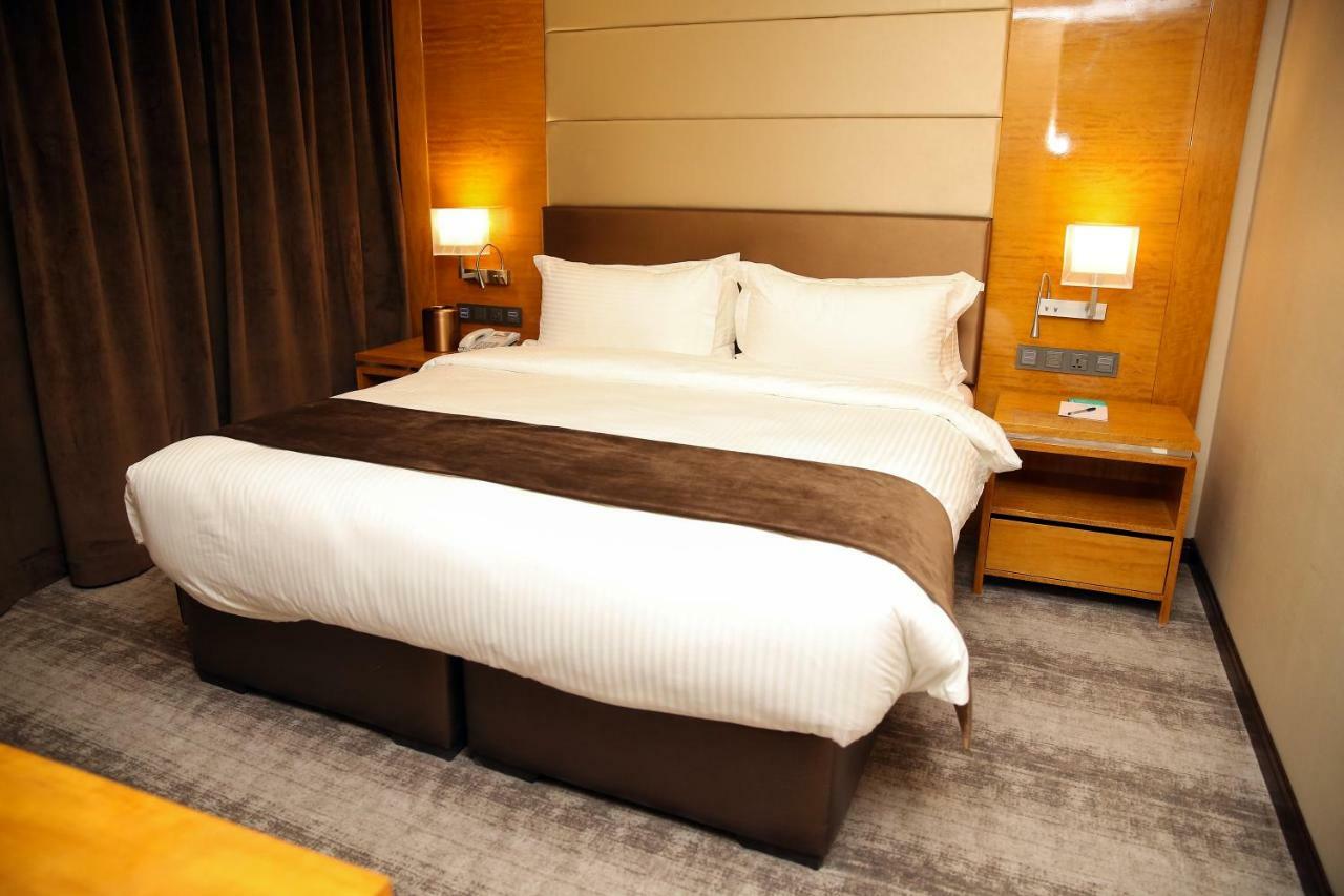 עמאן Gloria Hotel מראה חיצוני תמונה