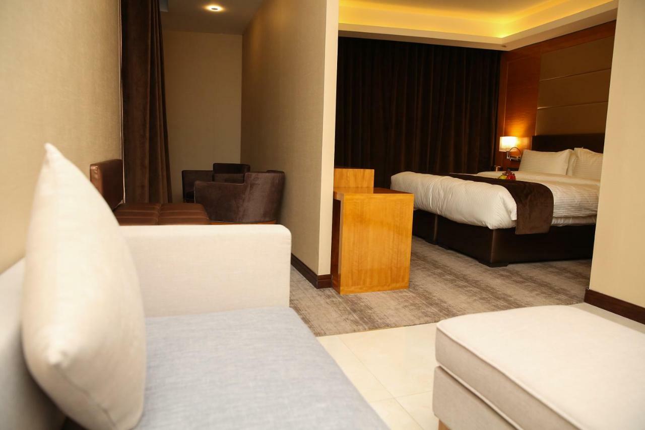 עמאן Gloria Hotel מראה חיצוני תמונה