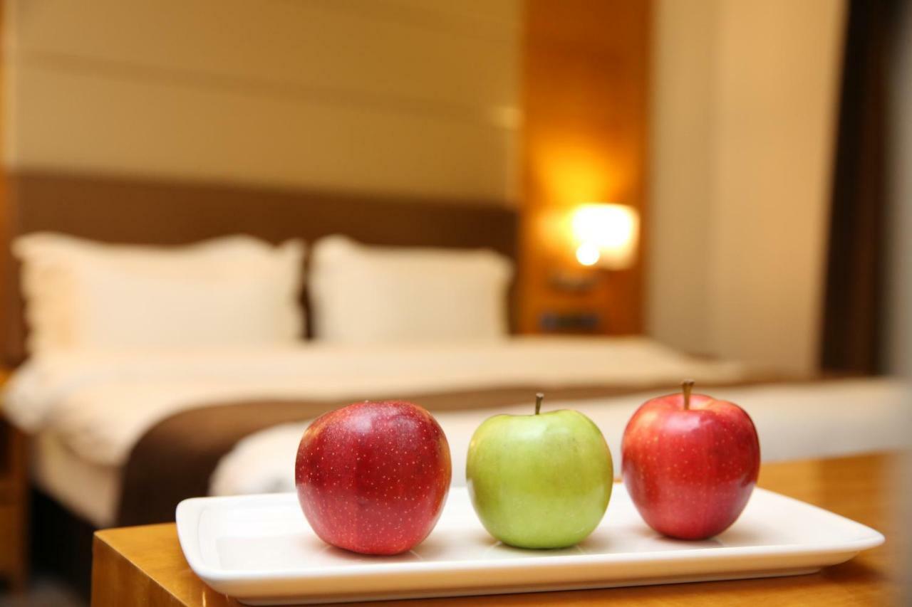 עמאן Gloria Hotel מראה חיצוני תמונה