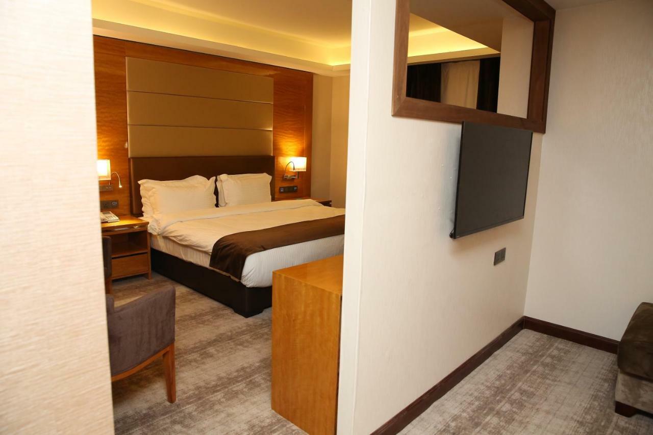 עמאן Gloria Hotel מראה חיצוני תמונה